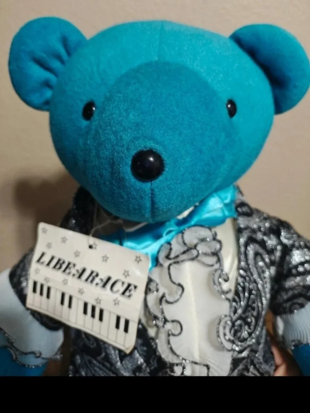 1985 North American Bear Company Rare Retired
